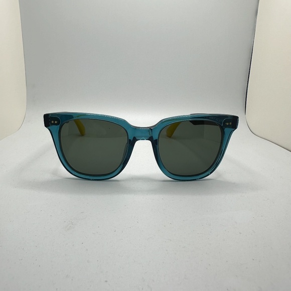 TOMS Accessories - NWOT TOMS Sunglasses - Memphis in Crystal Blue / Brown Tortoise